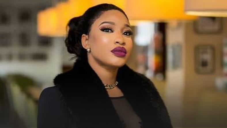 Avoid Relatives That Hate And Disrespect Your Mom – Tonto Dikeh Warns